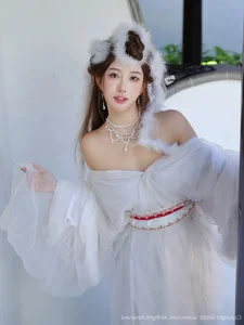 The Ethereal Elegance of Jin Yun Xi Yuki: A Modern Visual Masterpiece - image 48