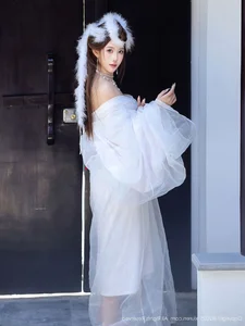 The Ethereal Elegance of Jin Yun Xi Yuki: A Modern Visual Masterpiece - image 24