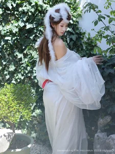 The Ethereal Elegance of Jin Yun Xi Yuki: A Modern Visual Masterpiece - image 51