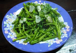 World-Class Vietnamese Stir-Fry: 5 Dishes Recognized Globally for Excellence - image 0