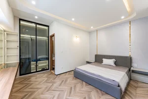 Minimalist Luxury: A Stunning 3-Story Townhouse Design in Bien Hoa - image 6