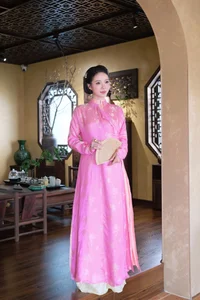 Vintage Elegance: The Timeless Beauty of Traditional Vietnamese Silk - image 1