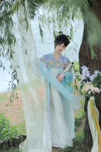 YiTuYu Art Language Vol.7304: Featuring Model Zhou Zhou Ay - image 21