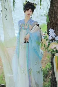 YiTuYu Art Language Vol.7304: Featuring Model Zhou Zhou Ay - image 19