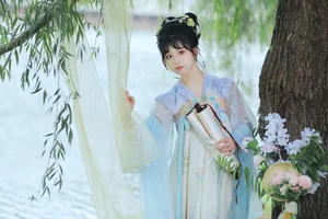 YiTuYu Art Language Vol.7304: Featuring Model Zhou Zhou Ay - image 0