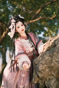 YiTuYu Art Language Vol.6307: The Unique Charm of Bu Ke Ai De He He Miao - image 0