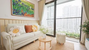 Inside Miss Vietnam Ngoc Han’s Elegant 58m2 Apartment: A Masterclass in Small Space Interior Design - image 7