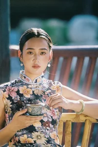 Exploring Elegance in YiTuYu Art Language Vol.10372 with Model Qing Dai - image 2