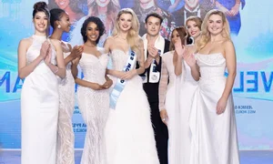 Miss World Krystyna Pyszková and Global Beauties Shine on the Red Carpet - image 1