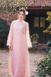 Elegant Pink Vietnamese Ao Dai - Traditional Silk Long Dress for Cultural Events and Timeless Asian Fashion - image 3
