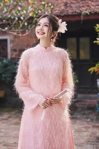 Elegant Pink Vietnamese Ao Dai - Traditional Silk Long Dress for Cultural Events and Timeless Asian Fashion - image 1
