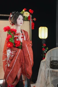 Vi Ge Vivian in YiTuYu Art Language Vol.4522: A Sophisticated Study in Visual Art - image 11