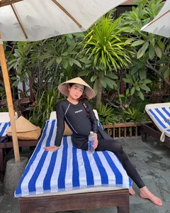 Beautiful Maternity Journey: Chuyen Nha Dau Influencer Shares Heartwarming Pregnancy Photos and Lifestyle Updates - image 3
