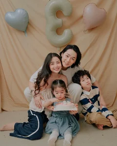 Beautiful Maternity Journey: Chuyen Nha Dau Influencer Shares Heartwarming Pregnancy Photos and Lifestyle Updates - image 1