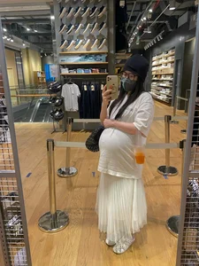 Beautiful Maternity Journey: Chuyen Nha Dau Influencer Shares Heartwarming Pregnancy Photos and Lifestyle Updates - image 0