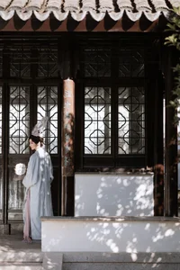 Captivating Visual Storytelling: YiTuYu Art Language Vol.6454 with Zhi Yu Qian Deng - image 0