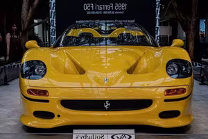 Vibrant Yellow Ferrari F50: Witness the World's Most Expensive Supercar Breaking Auction Records, Valued Over $9 Million! - image 3