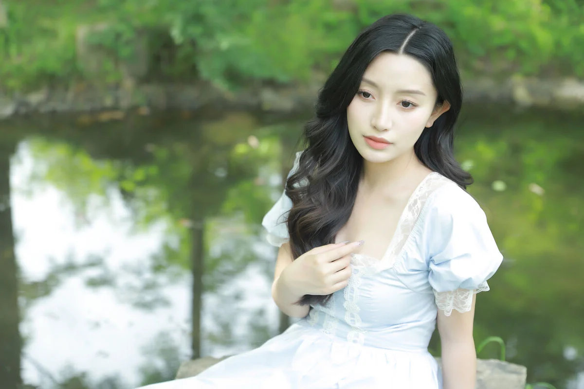 Exploring the Visual Elegance of YiTuYu Art Language Vol.6972 Featuring Jing Zi Jinns