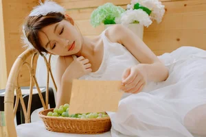 Contemporary Portrait Art: YiTuYu Art Language Vol.5588 Featuring Yu Er - image 6