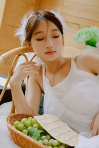 Contemporary Portrait Art: YiTuYu Art Language Vol.5588 Featuring Yu Er - image 21