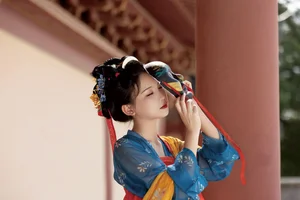 Timeless Elegance in Hanfu: YiTuYu Art Language Vol.8852 featuring E E Chi Bu Bao - image 17