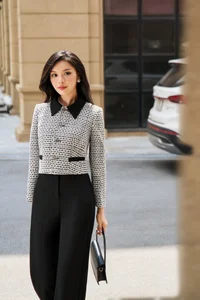 The Ultimate Guide to Elegant and Flattering Office Fashion for Modern Women - image 0