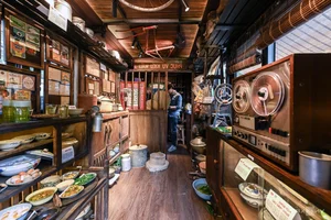 Nostalgic Journey: Recreating Hanoi’s Subsidy Period in a Vintage Train Carriage - image 3