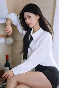 Dan Dan's Captivating Charm: YiTuYu Vol. 8582 Unveils Her Natural Beauty - image 12