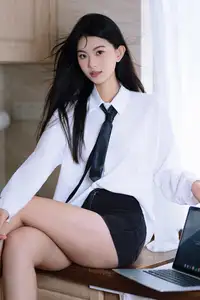 Dan Dan's Captivating Charm: YiTuYu Vol. 8582 Unveils Her Natural Beauty - image 15