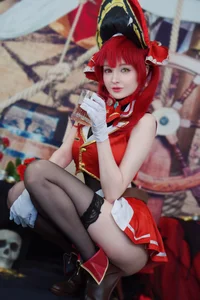 Stunning Houshou Marine Cosplay by Hidori Rose: Exclusive 31-Photo Gallery and Video of the Iconic Pirate Captain - image 1