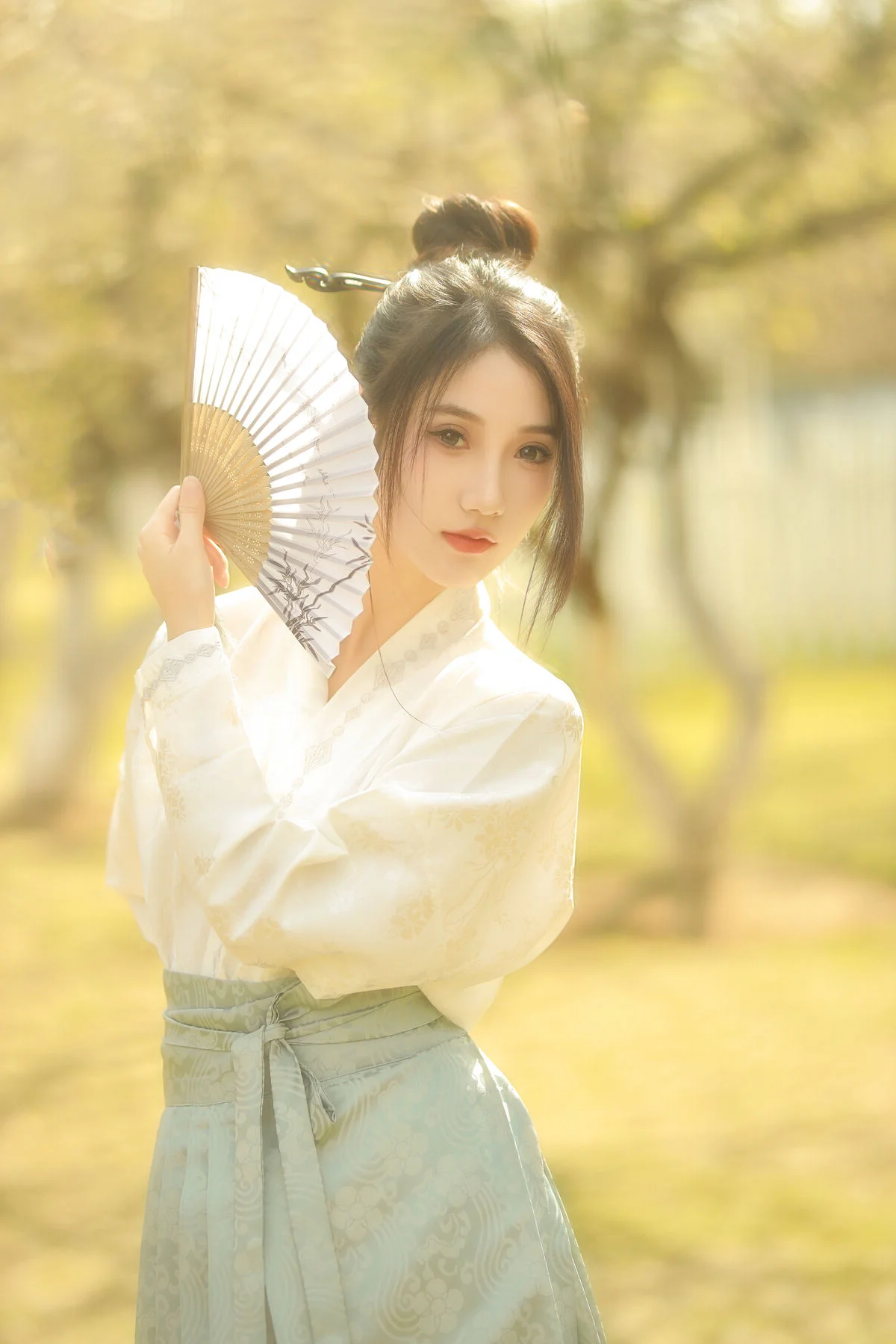 Contemporary Visual Storytelling: Art Language Vol.6418 Featuring O1ne Wan