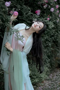 YiTuYu Art Language Vol.6893: Leng Ku Wang Ye’s Bold Aesthetic - image 13
