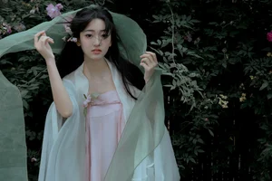 YiTuYu Art Language Vol.6893: Leng Ku Wang Ye’s Bold Aesthetic - image 8
