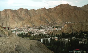 7-Day Motorbike Adventure in Ladakh: A Journey of Conquest and Beauty for Vietnamese Travelers - image 2