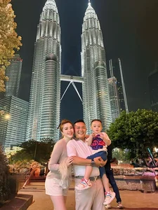Inside the Luxurious Life and Happy Marriage of Pop Star Bao Thy - image 2