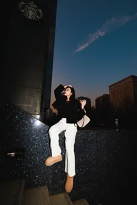 YiTuYu Art Language Vol.4845 Featuring Pei Tong Xue: A Stunning Portrait Photography Collection - image 10