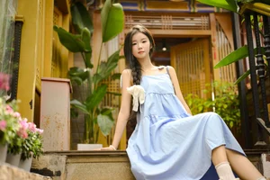 YiTuYu Art Language Vol.10394: Ai Qing Photography Series - 26 High-Quality Portraits - image 17