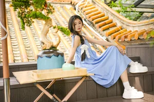 YiTuYu Art Language Vol.10394: Ai Qing Photography Series - 26 High-Quality Portraits - image 15