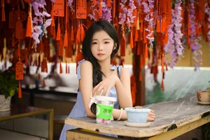 YiTuYu Art Language Vol.10394: Ai Qing Photography Series - 26 High-Quality Portraits - image 3