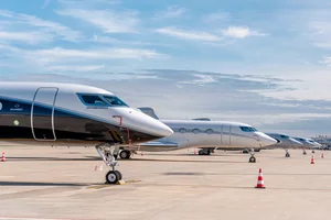 Ultra-Luxury Private Jets for Billionaires Land in Da Nang: A Glimpse into Elite Aviation - image 2