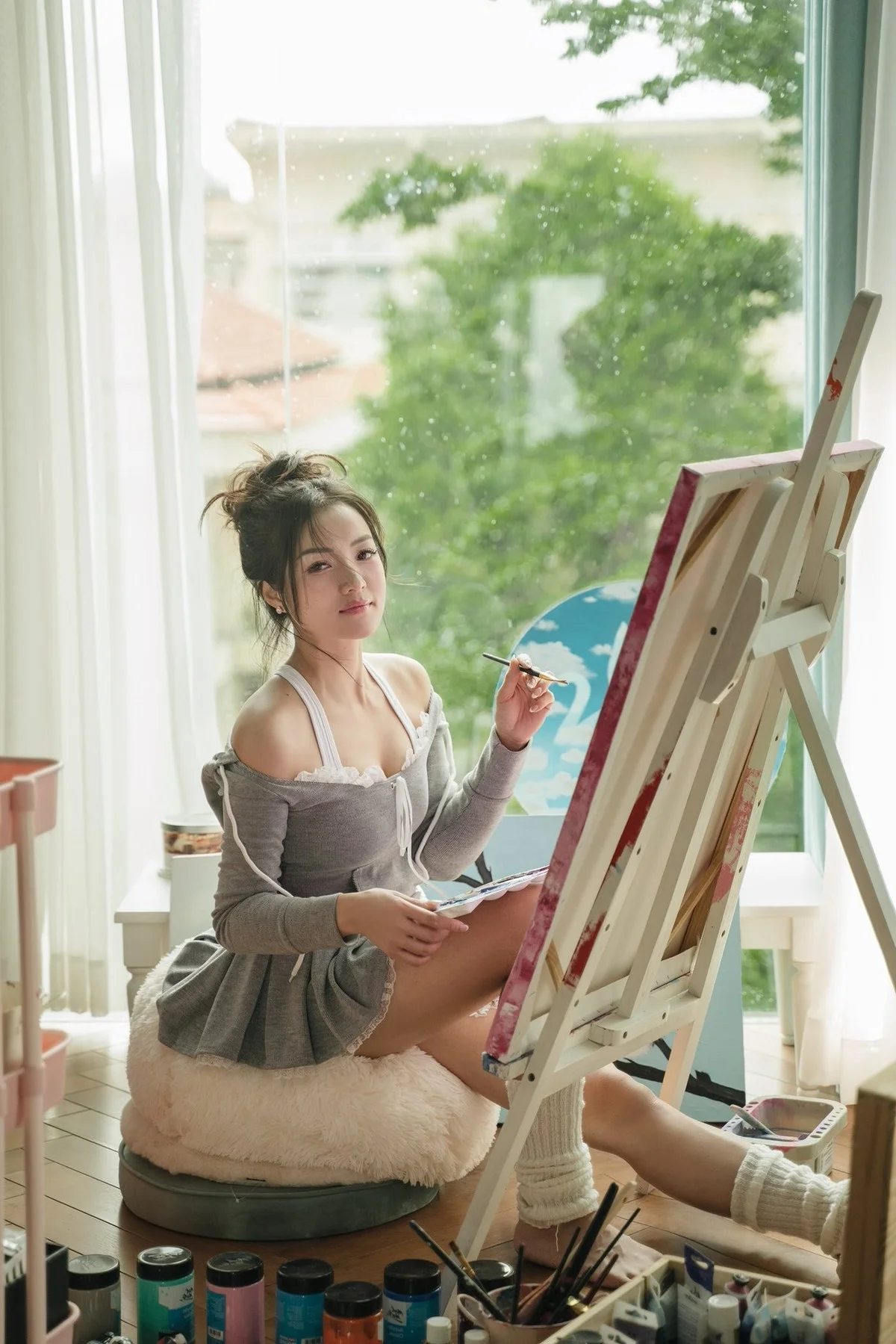 Thuy Top Celebrates New Age with Stunning and Sharp Birthday Photoshoot
