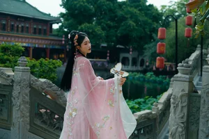 YiTuYu Art Language Vol.10190: Elegant Portrait Series with Wen Di (21P) - image 4