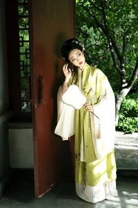 YiTuYu Art Language Vol.10448: Featuring the Elegant Model Yi Ming (60P) - image 52