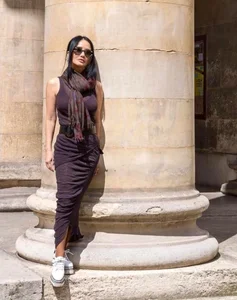 Diva Hong Nhung’s Parisian Life: Embracing Love and Bold Fashion in France - image 8