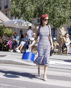 Diva Hong Nhung’s Parisian Life: Embracing Love and Bold Fashion in France - image 6