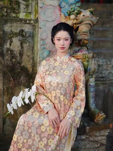 Han Hang radiates timeless grace in traditional Ao Dai after her journey into motherhood - image 7