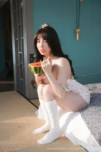XiuRen No.10483 Ruan Qing: Sweet Youthful Charm with Refreshing Watermelon - image 19