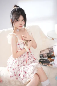 YiTuYu Art Language Vol.8013: Exploring the Artistic Depth of Model Xuan - image 0