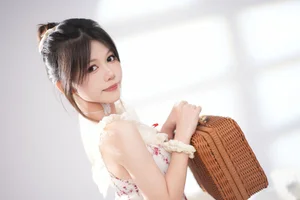 YiTuYu Art Language Vol.8013: Exploring the Artistic Depth of Model Xuan - image 25