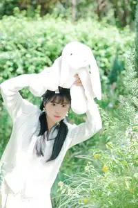Yi Zhi Nuan Nuan's Poetic World: Dreamy Muse in a Green Garden YiTuYu Vol.8651 - image 15